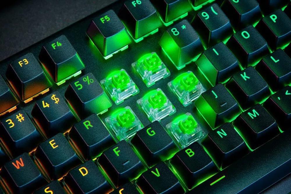 BlackWidow V4 Spec 2